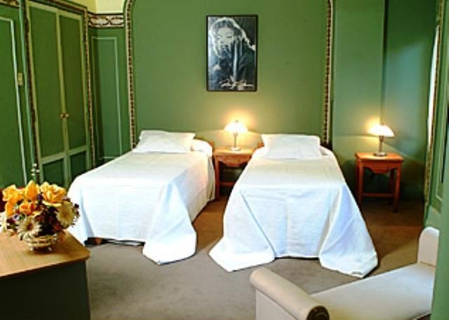 Hotel Londres 35 Σαντιάγκο Δωμάτιο φωτογραφία